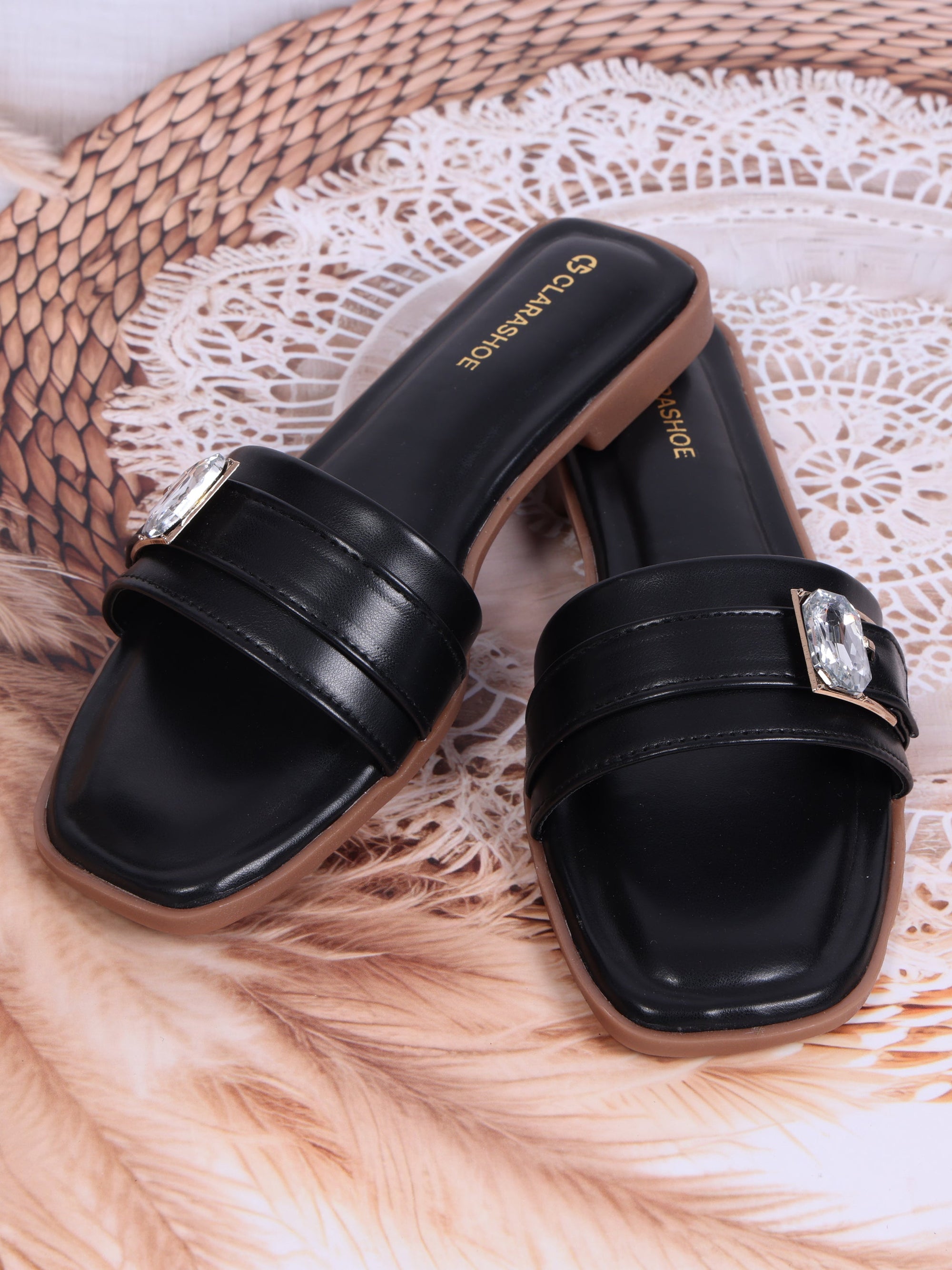 Gem Buckle Flats Clarashoe