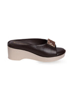 Bamboo Buckle Wedges Clarashoe