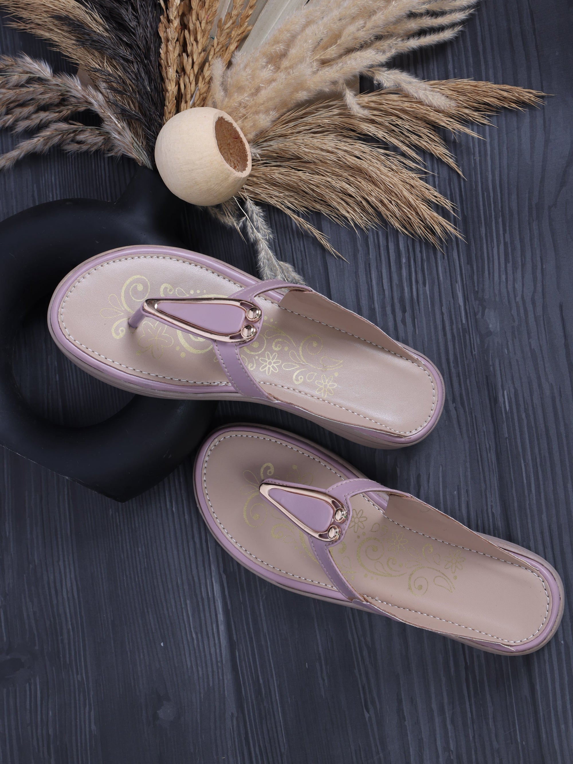 Pastel Ethnic Kolhapairs Clarashoe