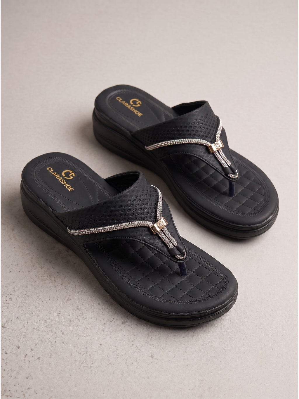 Aira (Embellished Comfort Flip-Flop)