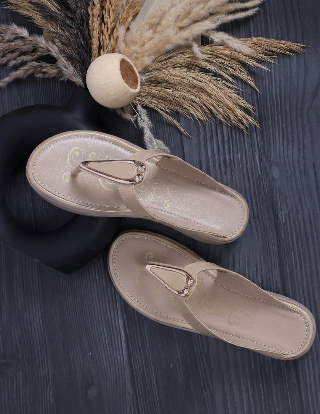 Pastel Ethnic Kolhapairs Clarashoe
