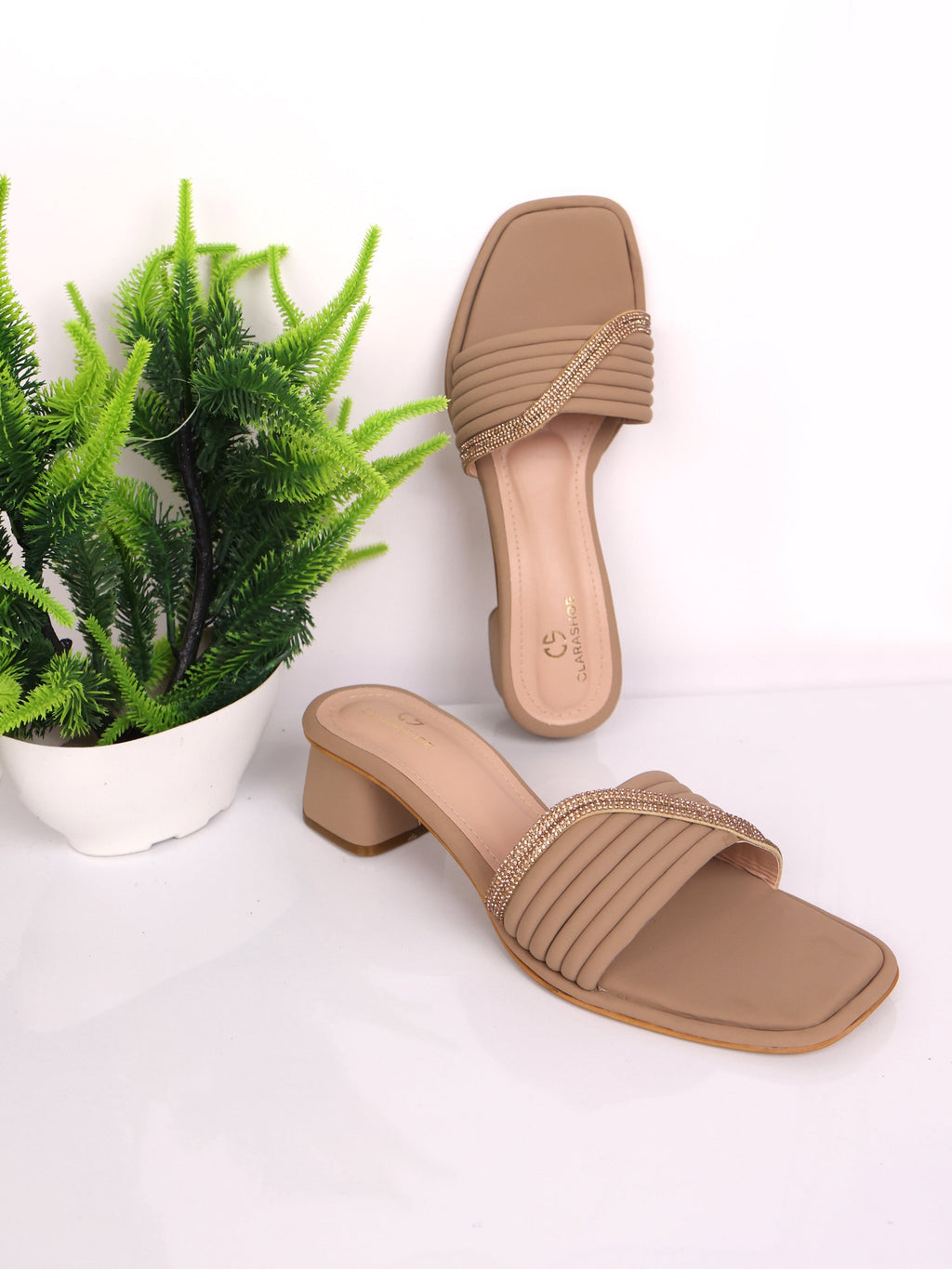 Kira  (Sandal) Clarashoe
