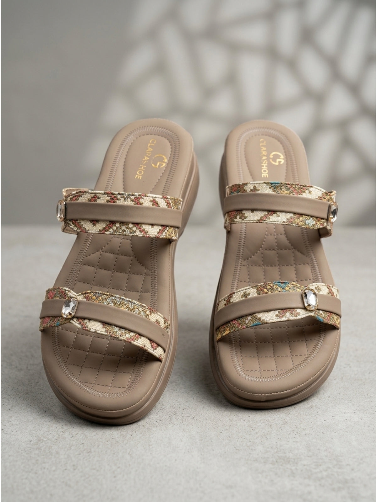 Elara (Comfort Flat Slide)