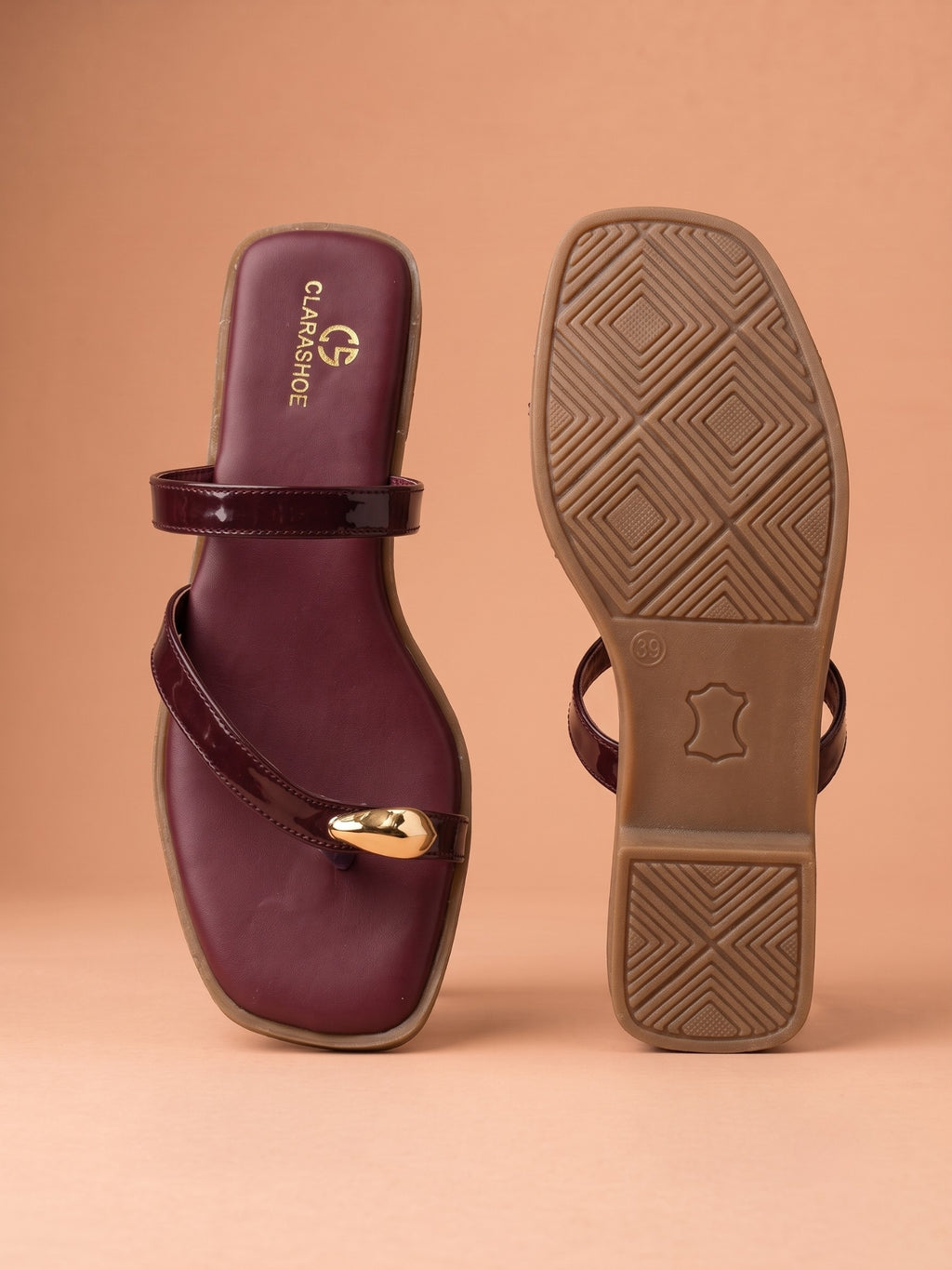 Mira (Glossy Toe-Ring Flat)