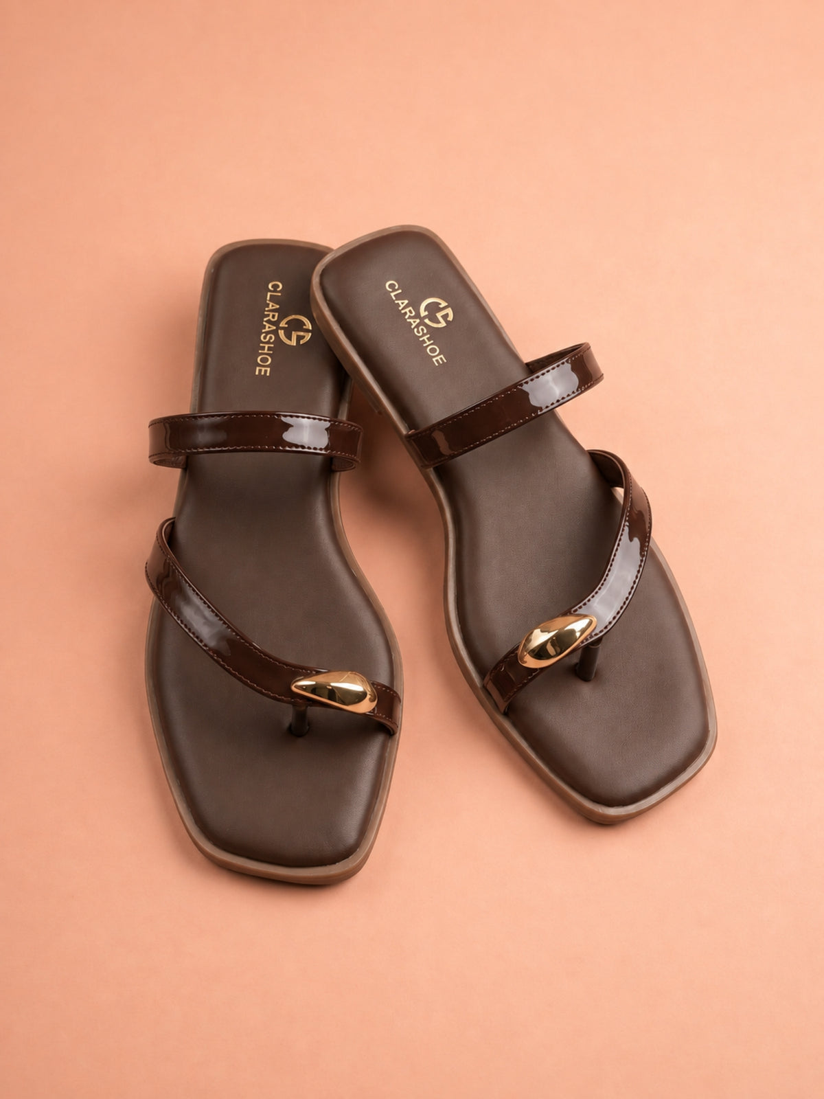 Mira (Glossy Toe-Ring Flat)