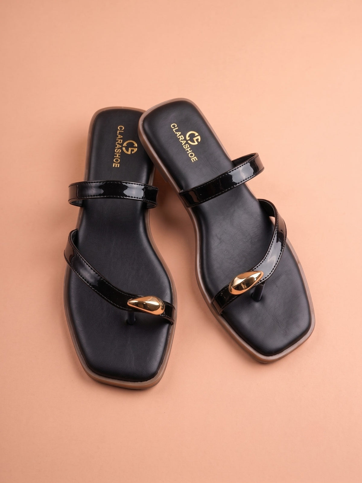 Mira (Glossy Toe-Ring Flat)